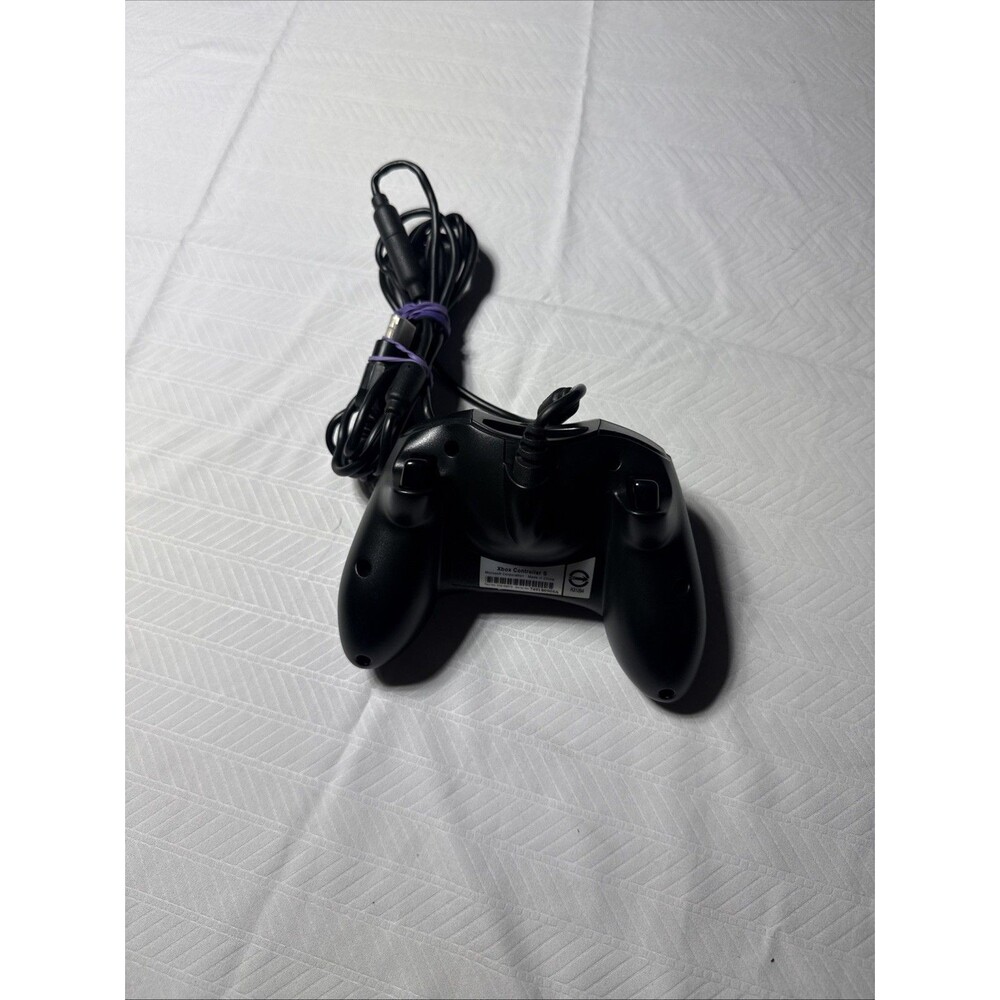 Xbox Controller X0869873 - Picture 3 of 3